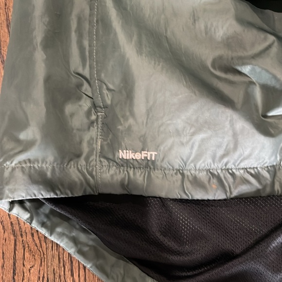 Nike live strong quarter zip - Picture 5 of 10